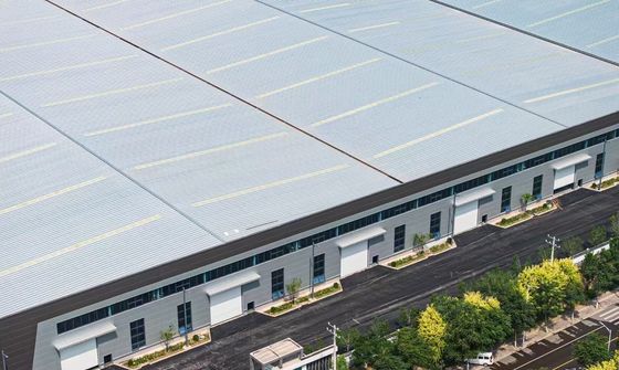 पर्यावरण के अनुकूल और निर्माण समाधानों के साथ औद्योगिक के लिए कठोर फ्रेम डिजाइन इस्पात संरचना गोदाम