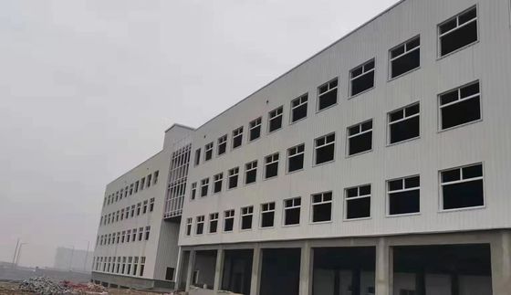 पूर्वनिर्मित वितरण समाधान के साथ अनुकूलित और इस्पात संरचना कार्यशाला भवन